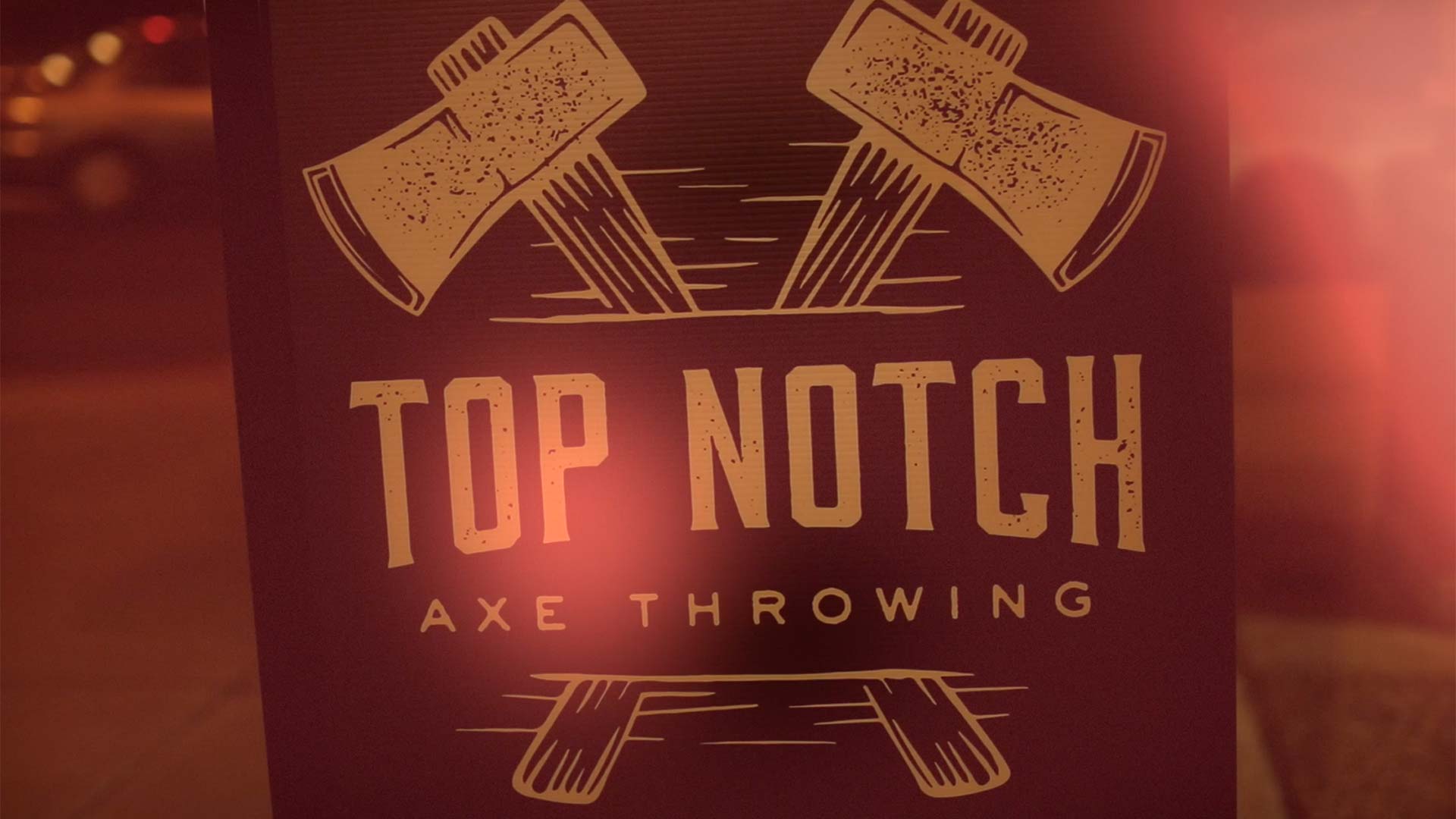 St. Louis Axe Throwing Downtown by the Arch Top Notch